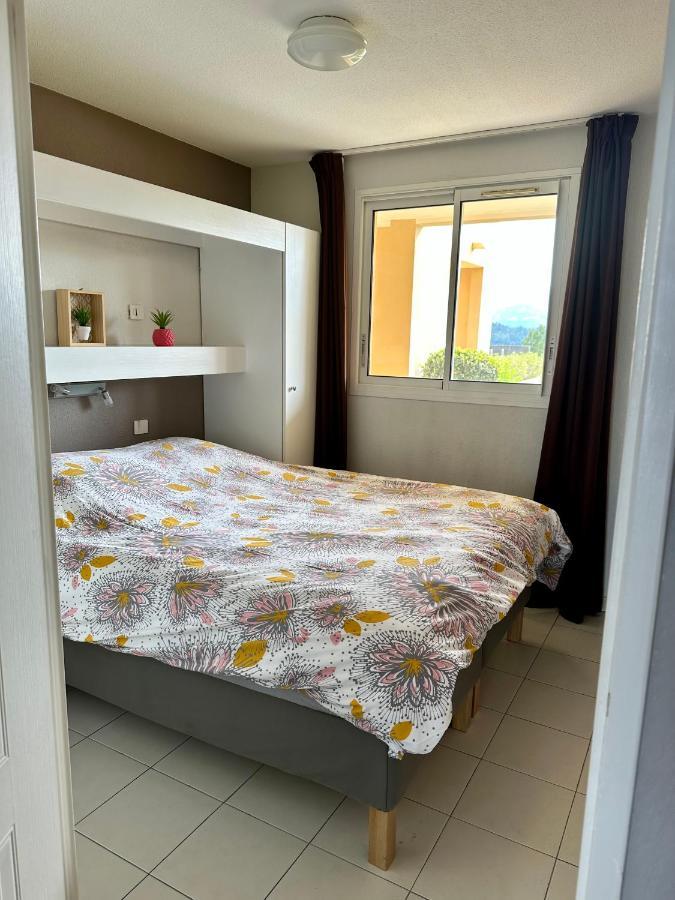 Apartment Vue Et Sur La Baie De Cannes Piscine 450m2 Randonnee Vtt Au Pied De L Esterel