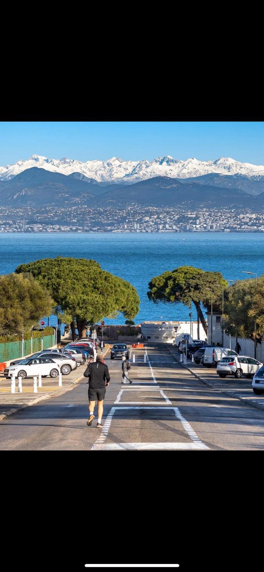 Vue Et Sur La Baie De Cannes Piscine 450m2 Randonnee Vtt Au Pied De L Esterel * Theoule-sur-Mer